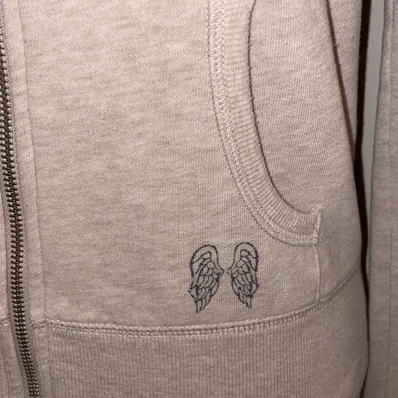 Victoria’s every fashion show angle wing hoodie - Picture 6 of 15